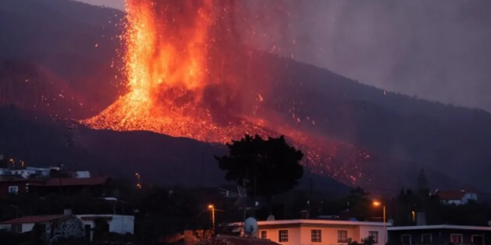 Há o receio de que, quando acontecer o contato com a água, possam ser emitidos ainda gases tóxicos