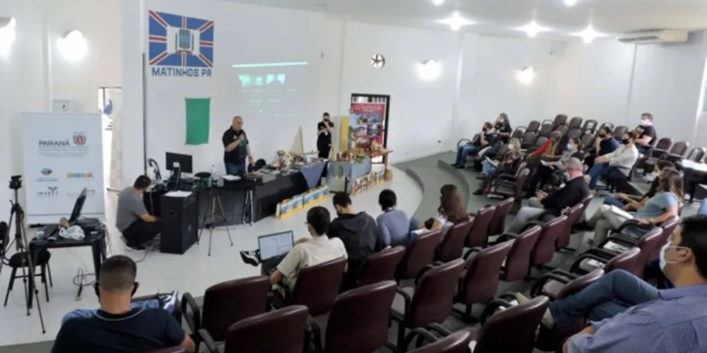 Principal intuito dos trabalhos é monitorar e avaliar se os objetivos, estratégias e macroprogramas dispostos na concepção do Paraná Turístico 2026 seguem no caminho desejado