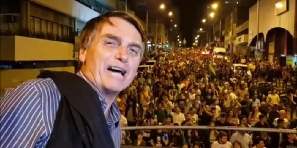 Em 2018, Bolsonaro arrastou multidão às ruas da cidade que lhe daria 70% dos votos válidos na eleição daquele ano