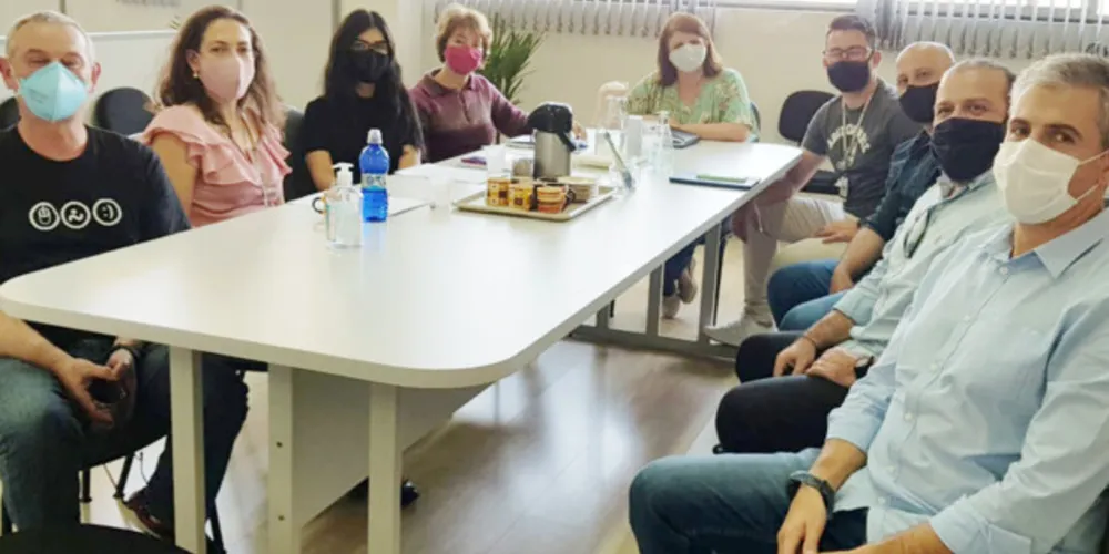 Representantes do Departamento de Patrimônio da Prefeitura 