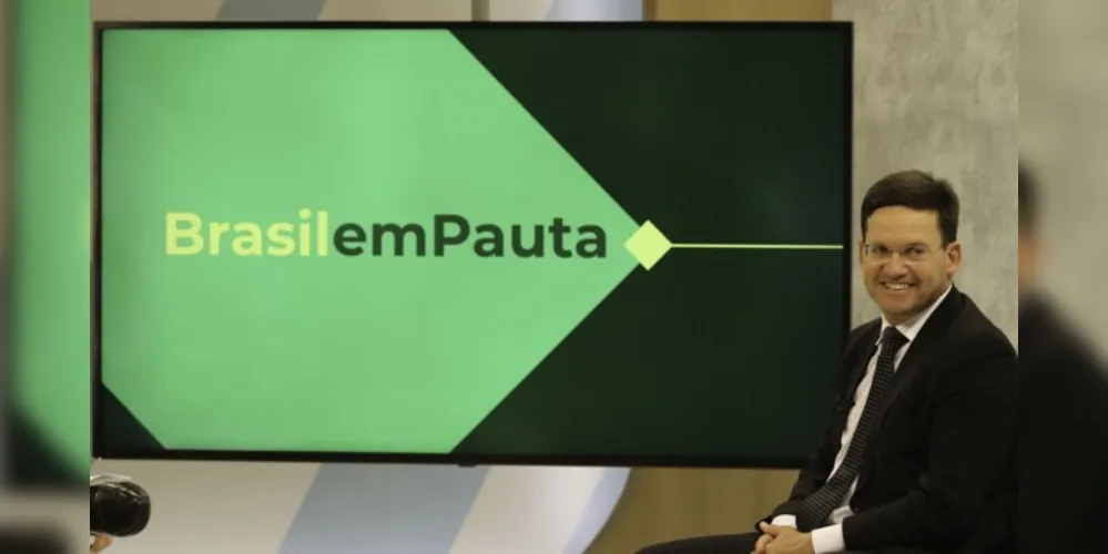 ministro da Cidadania, João Roma, detalhou  as novidades e os diferenciais do Auxílio Brasil