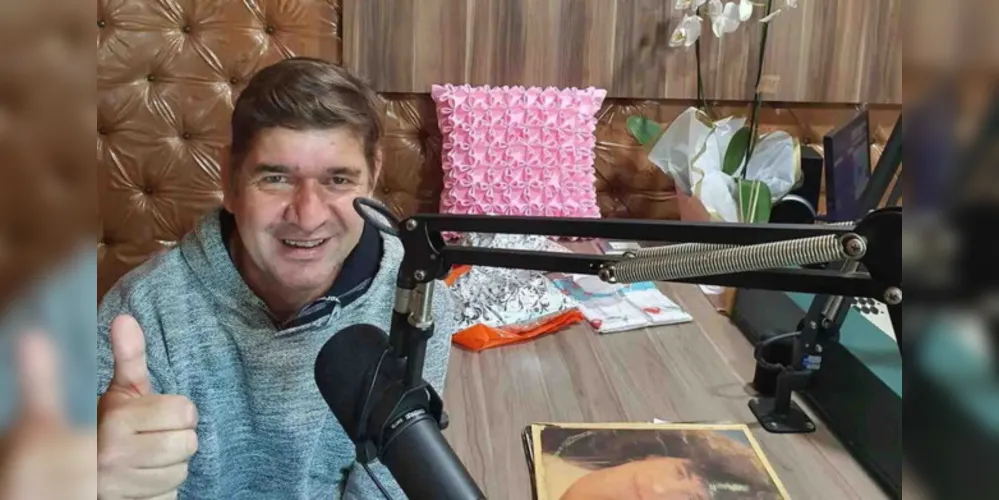 De acordo com informações, a vítima estaria em casa assistindo televisão quando foi surpreendido por um homem armado.