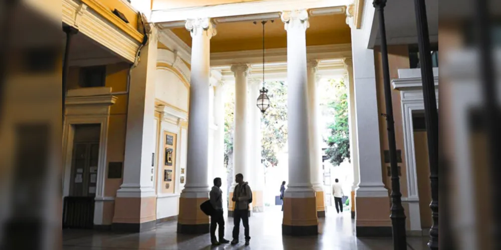 Universidade Nacional  de Tucuman (ARG)