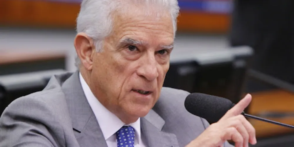 Parlamentar cumpriu agenda na cidade nesta quinta-feira (16)