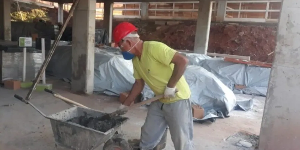 Imagem ilustrativa da imagem Construtora de PG abre mais de mil vagas de emprego no PR