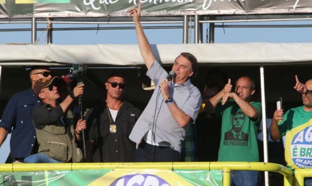 Presidente da República, Jair Messias Bolsonaro (sem partido), em manifestação.