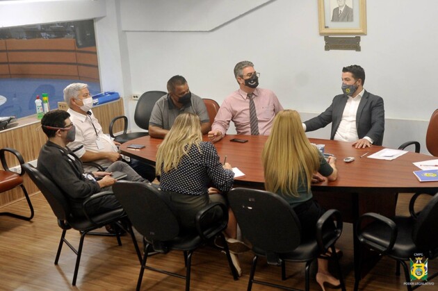 Vereadores que fazem parte da 'CPI do Transporte' da Câmara Municipal de Ponta Grossa.