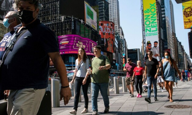 País tem 70% de sua população adulta totalmente vacinada.