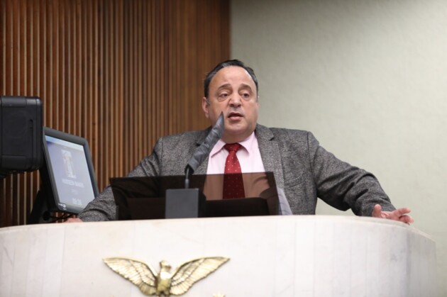 Deputado estadual do Paraná, Hussein Bakri (PSD), foi o autor da proposta.