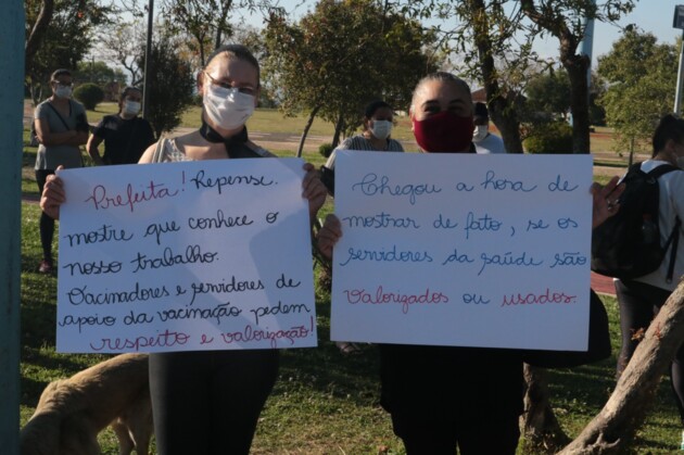 Servidores da Saúde durante manifestações em Ponta Grossa.