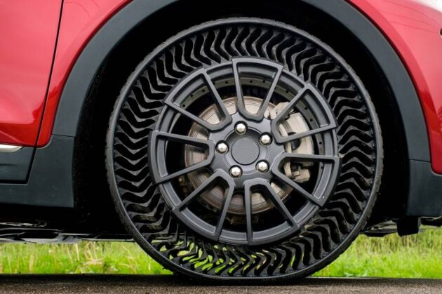 Além de não furarem, os pneus sem ar também prometem ser mais ecológicos e seguros que os convencionais.