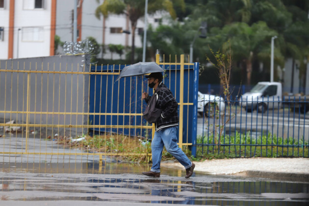 Média é batida pela 2ª vez no ano. Precipitação acumulada ao longo de outubro em dez cidades de diferentes regiões do Estado foi 3.006,8 milímetros (mm), ante uma expectativa de 1.892 mm. Ou seja, cerca de 59% acima do esperado para o período.