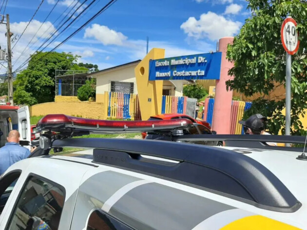 O crime aconteceu na Escola Municipal Manoel Costacurta, no bairro Atuba.