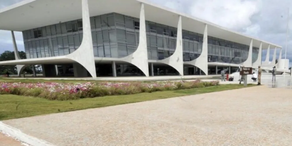 Texto aprovado pelo Congresso criava parcelamento de débitos