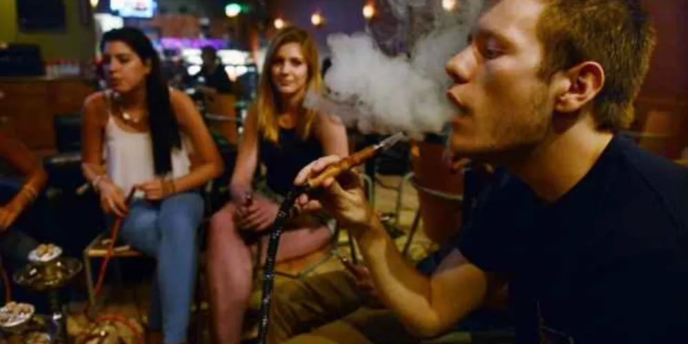 Alep pretende estender a proibição do uso de cigarros também em espaços abertos de uso coletivo