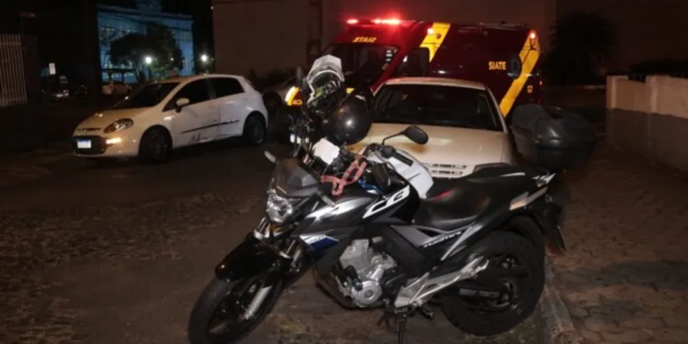 Acidente ocorreu na noite desta sexta