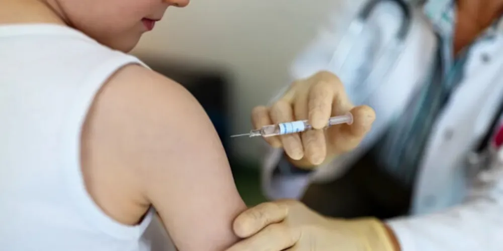 Sociedade Brasileira de Pediatria advertiu que população deve temer a doença, não o remédio