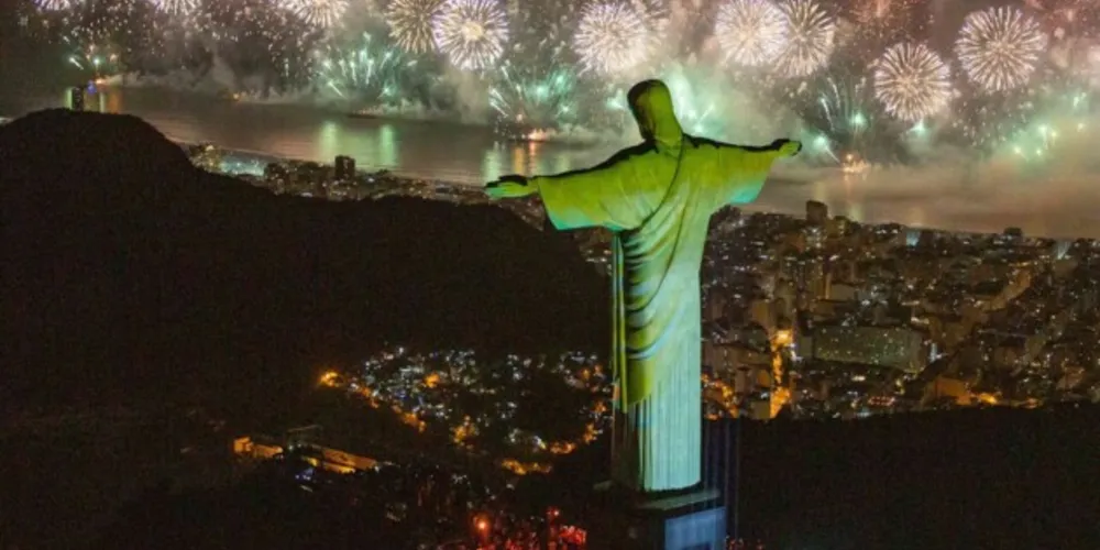 Rio de Janeiro, por outro lado, terá dez pontos de queima de fogos.