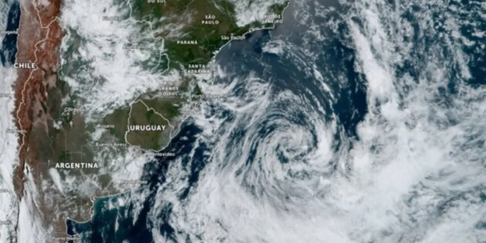 Imagem ilustrativa da imagem Ciclone na costa brasileira é um dos maiores do planeta hoje