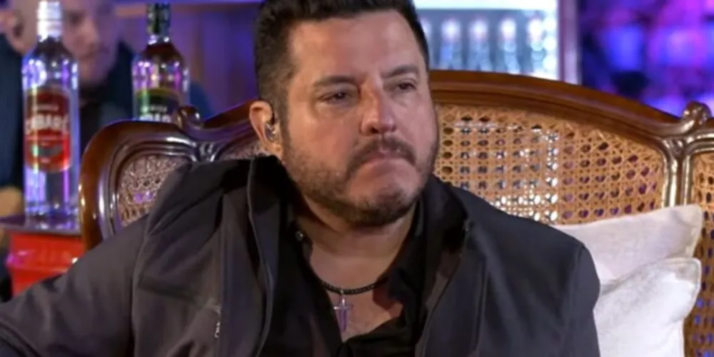 Jatinho que levava ele, a esposa Mariane, o filho Enzo e o secretário de Bruno, fez pouso de emergência em Sorocaba, São Paulo