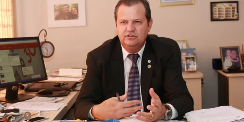 Aldo Nelson Bona, presidente da Seti do Paraná - autora do projeto de lei.