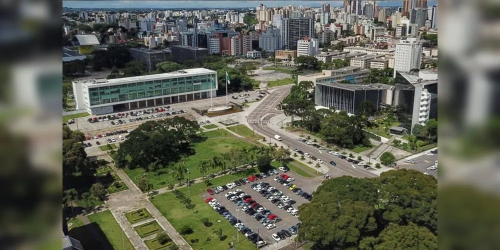 Governo encaminha para ALEP projeto que regulamenta cargos nas Universidades Estaduais