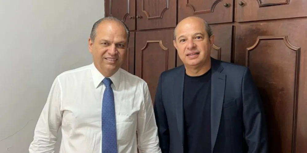 À esquerda o deputado federal Ricardo Barros e à direita João Carlos Barbiero.