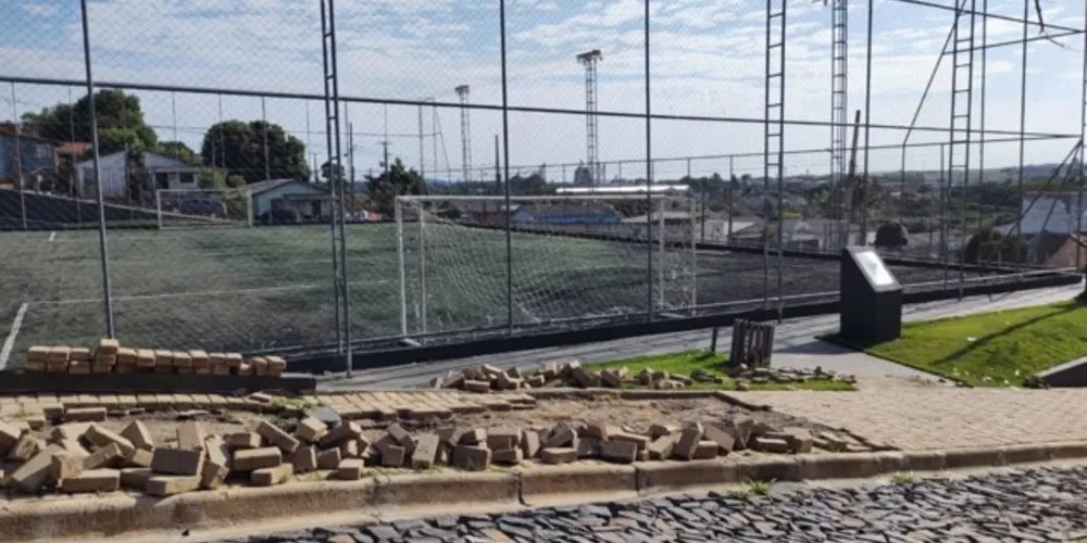 Objetivo da gestão é oferecer mais segurança e comodidade aos veículos e pedestres que trafegam pelas vias públicas