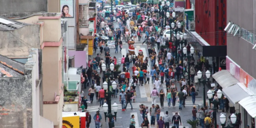 Lojas do comércio de rua poderão abrir os estabelecimentos por mais uma hora nesta semana