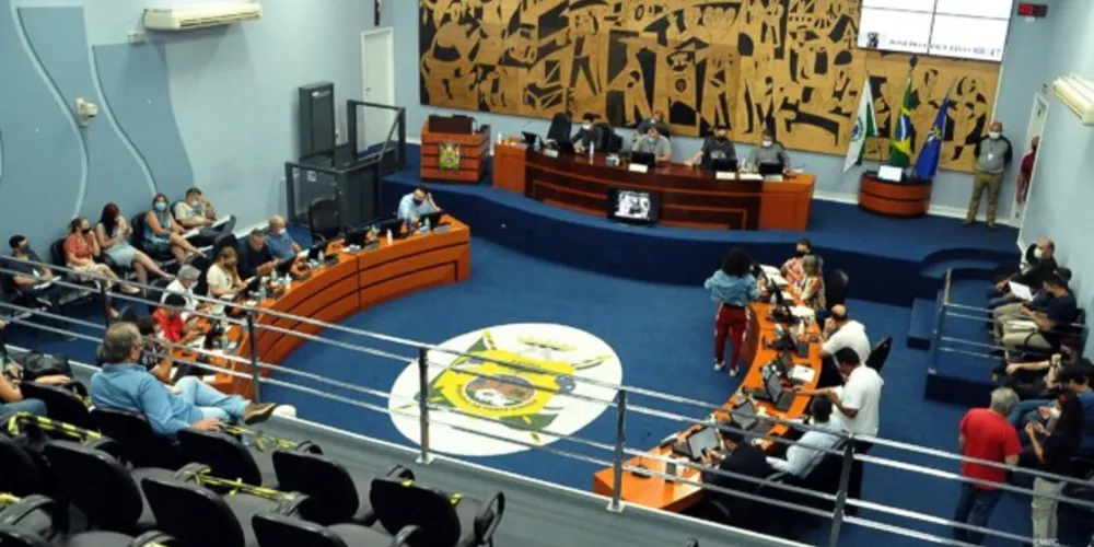 Sessões retornam somente em 16 de fevereiro de 2022.
