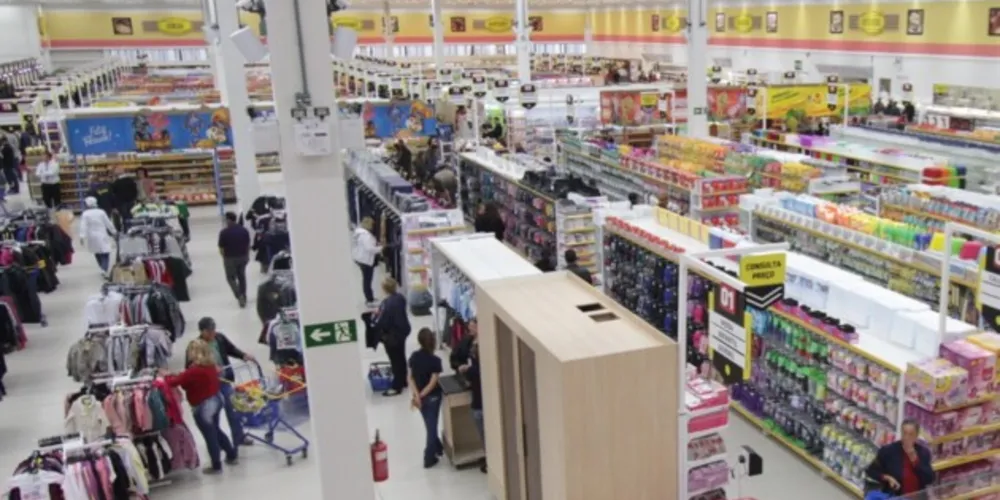 Mercados ampliam horário de atendimento até a próxima quinta-feira (23)