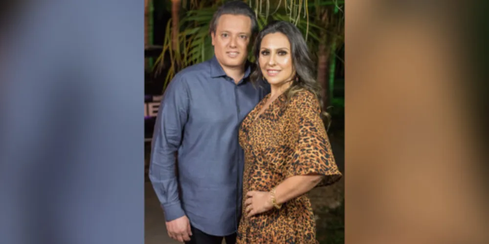 BRINDE À VIDA - Luiz Eduardo Parucker será muito cumprimentado no próximo domingo (5), pela passagem de seu aniversário. Duda como é conhecido pelos amigos, é um dos bem sucedidos empresários da sua geração. No registro, Duda com sua esposa Thais Cury. Da coluna RC os votos de alegrias e sucesso. 