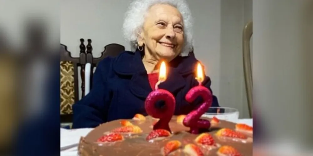 Cecília Abrahao Godoy, era escrituaria.