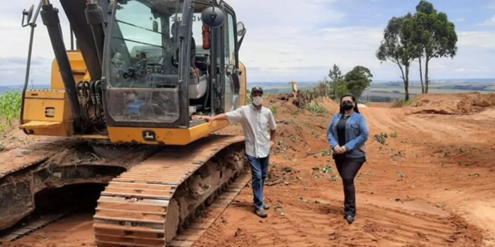 Administração entrega obras para facilitar o escoamento produtivo na zona rural