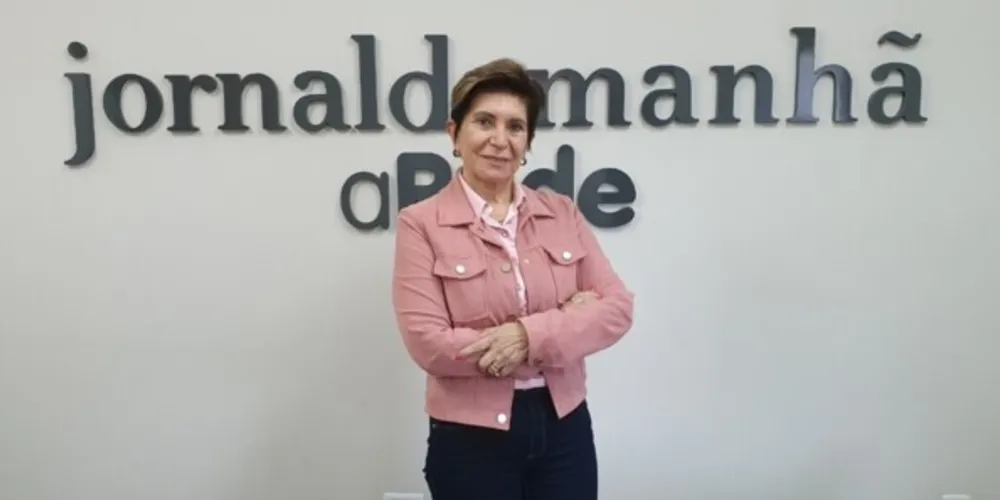 Prefeita da cidade de Ponta Grossa, Elizabeth Silveira Schmidt.