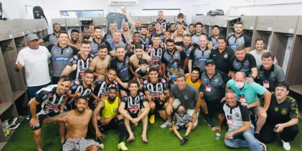 Fantasma de Vila Oficinas se desponta como um dos principais times do futebol brasileiro