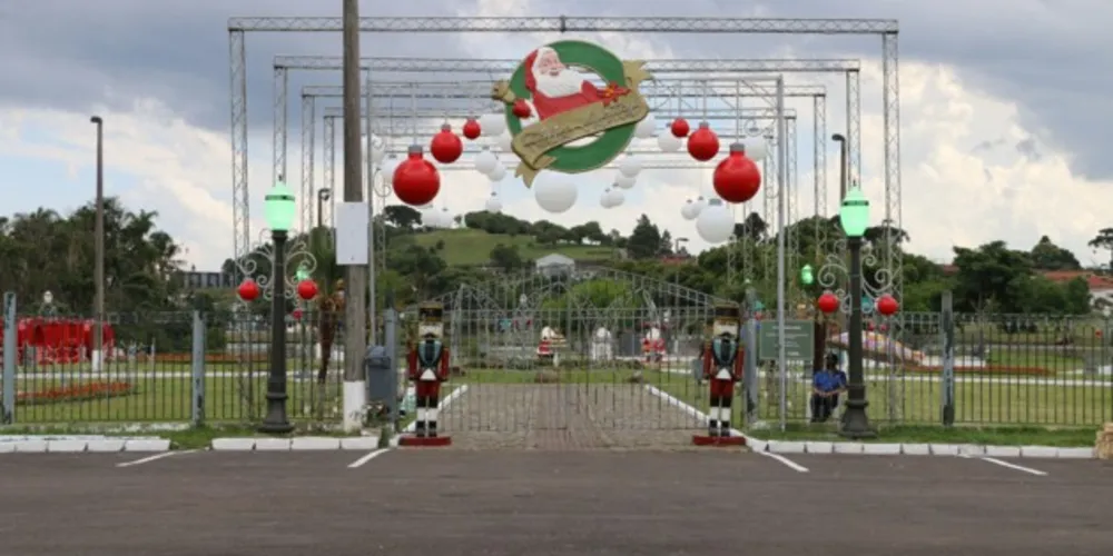 Imagem ilustrativa da imagem Com chegada do Noel, Castro inicia programação de Natal