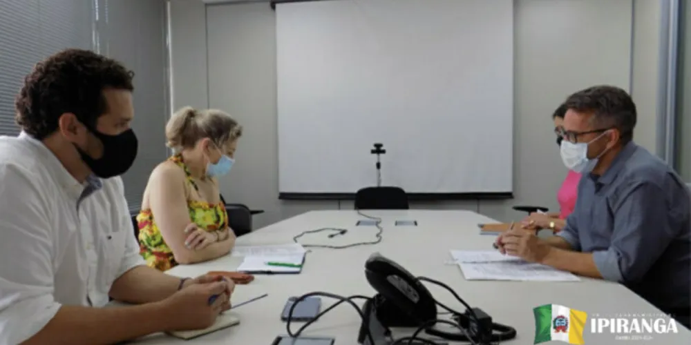 Secretário Municipal de Indústria, Comércio e Turismo, Cláudio Souza, participou de reunião com a Invest Paraná