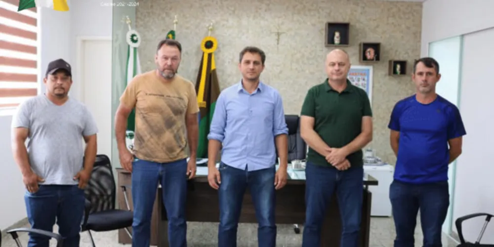 Prefeitos Douglas Modesto e Osnei Stadler se reuniram para dialogar a respeito de melhorias nas estradas