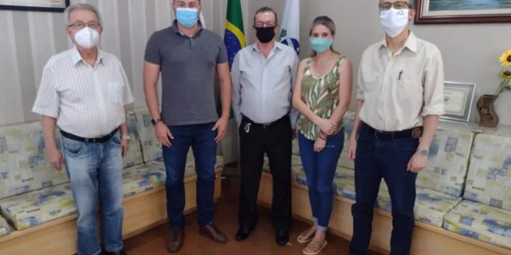 Presidente da Câmara Municipal se reuniu com representantes dos Tabelionatos de Notas.