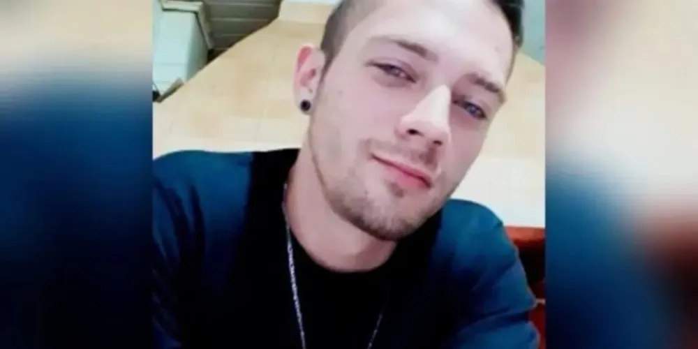 O jovem Bruno Raizer morreu em uma suposta batida fatal na Avenida das Torres.