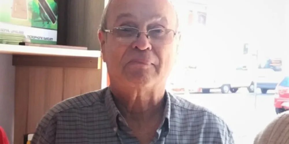 Joaquim Militão Sobrinho tem 71 anos e estava usando camisa xadrez e calça preta.