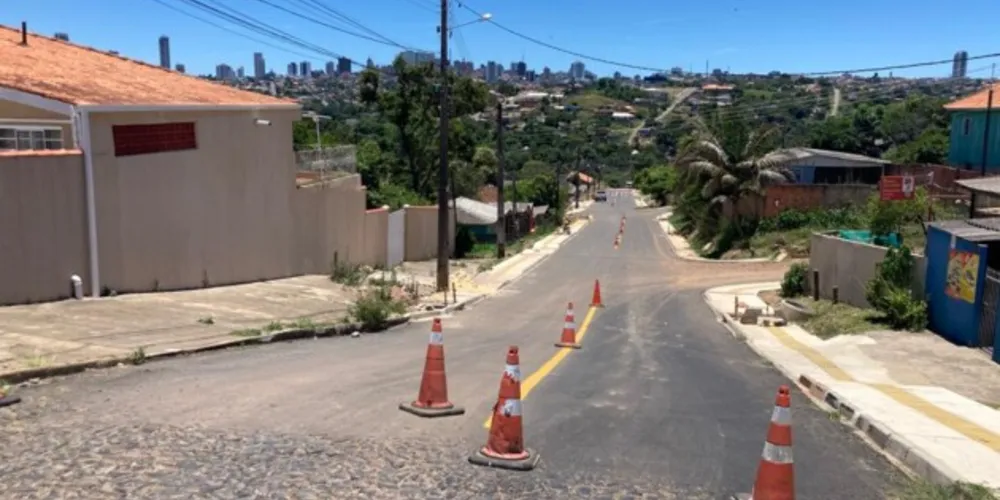 Serão realizados serviços de terraplanagem, drenagem, pavimentação, sinalização, entre outros.