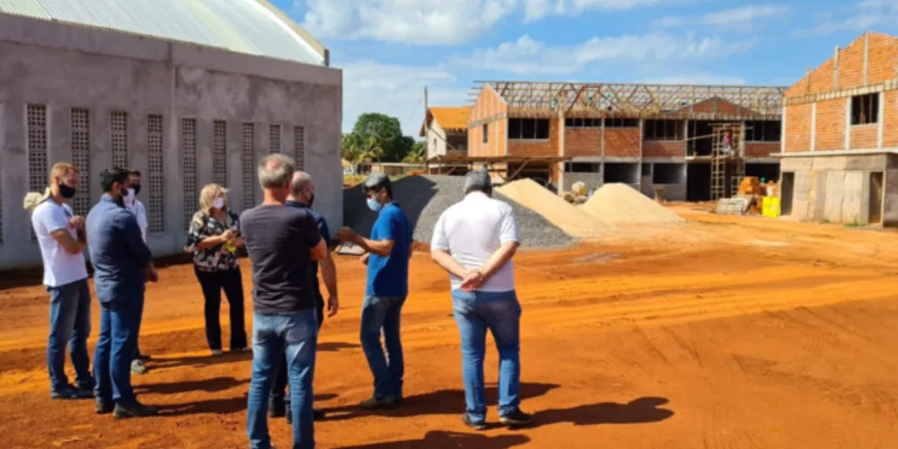 Aproximadamente 2,1 mil instituições foram beneficiadas.