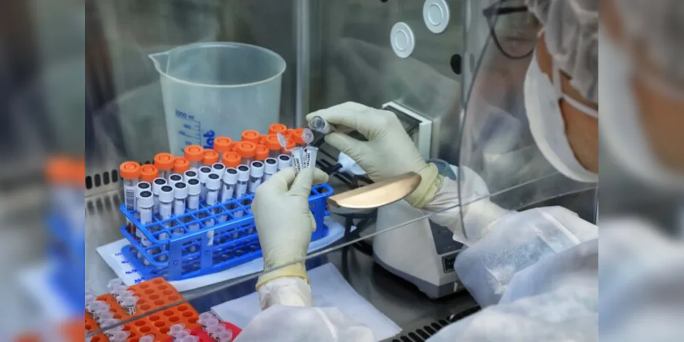 Até agora, Paraná já registrou 92 casos da variante Ômicron.