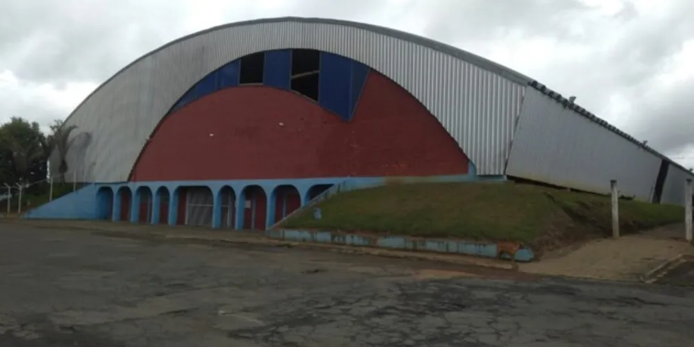 Instituto Médico Legal (IML) esteve na cidade para recolhimento do corpo