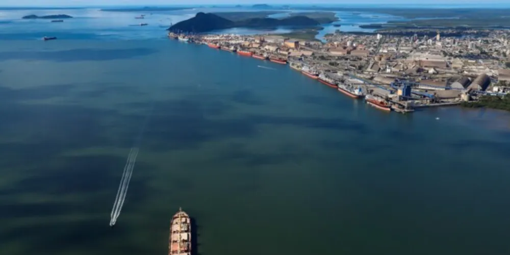 Em 2021, houve um aumento de 10% na movimentação de carga geral.