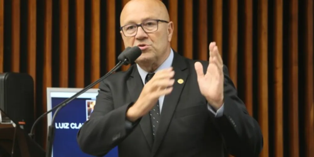 Deputada estadual do Paraná, Luiz Claudio Romanelli.