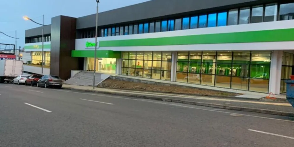 Imóvel escolhido para sediar a nova agência central da Sicredi na cidade é bastante conhecido, na avenida Vicente Machado