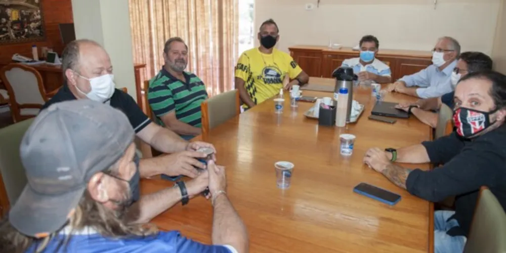 Prefeito Dr. Marcio Matos recebeu, na tarde de terça-feira (30), o diretor da categoria Adventure do Transparaná, Sérgio Filardo